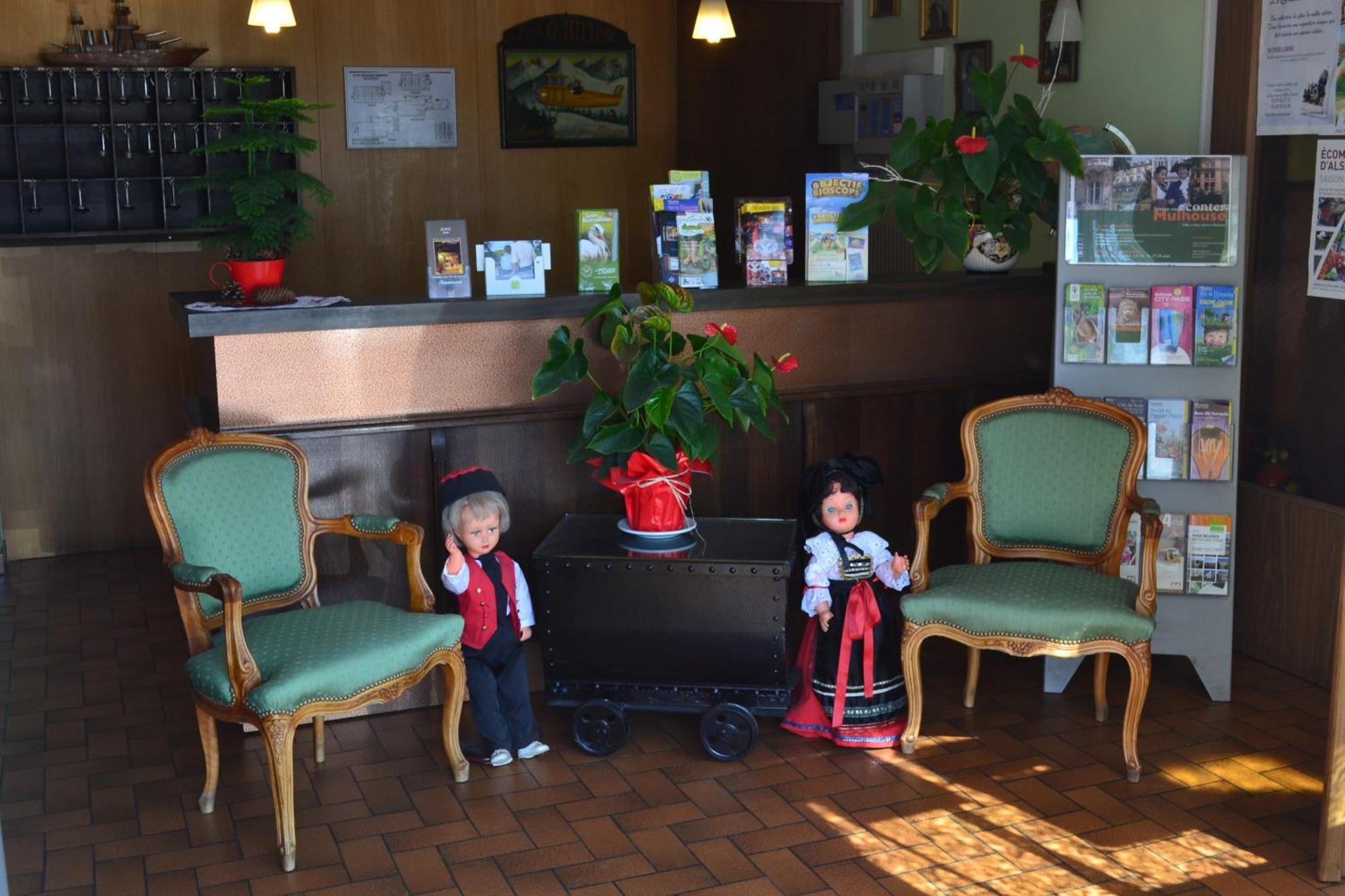 Hotel Restaurant Niemerich Pulversheim Bagian luar foto
